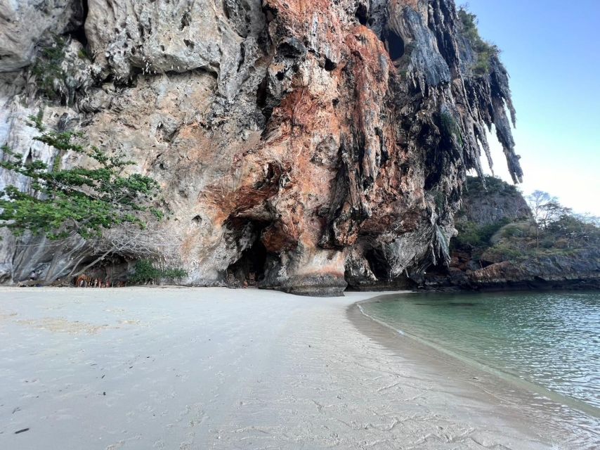 Krabi Sunset 4 Island by Luxury Vintage Boat BBQ (JOIN) - Snorkeling at Chicken Island