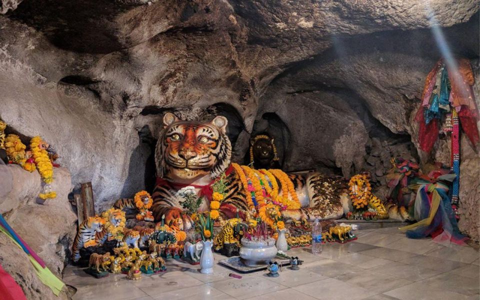 Krabi: Tiger Cave, Hot Springs and Emerald Pool Jungle Tour - Climb Tiger Cave Temple