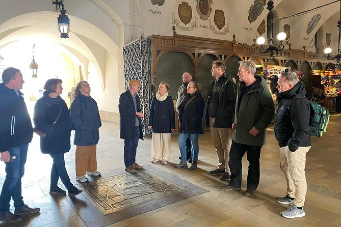 Krakow: 2 Hour Walking Tour in Jewish Quarter - Meeting Point and Transportation Details