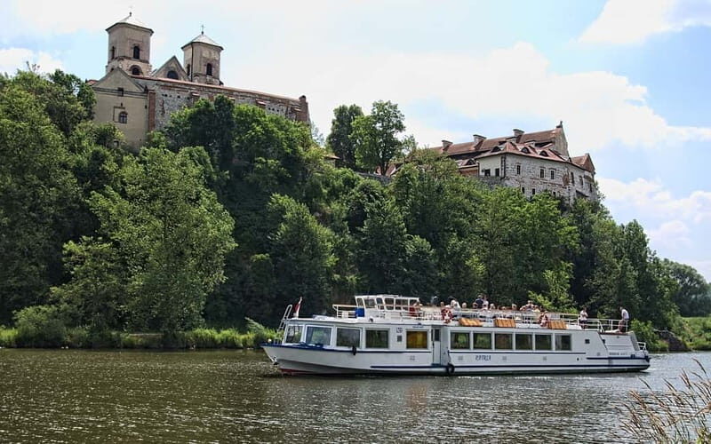 Krakow: 4,5-hours Sightseeing Cruise to Tyniec - Key Points