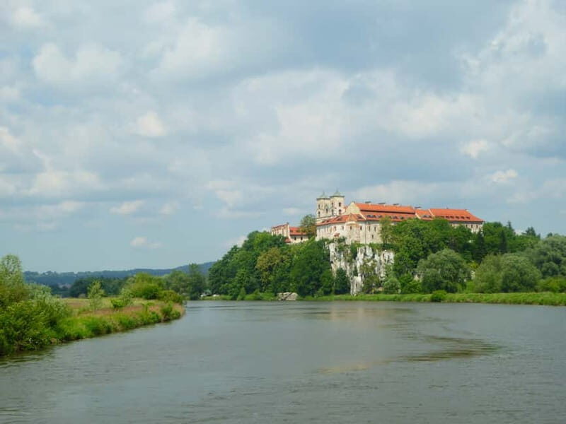 Krakow: 4,5-hours Sightseeing Cruise to Tyniec - An In-Depth Look at the Cruise Experience