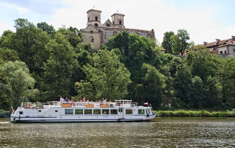 Krakow: 4,5-hours Sightseeing Cruise to Tyniec - Who Should Book This Tour?