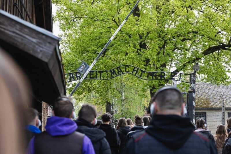 Krakow Auschwitz-Birkenau Memorial Guided Tour Meeting Point - Practical Details for Travelers
