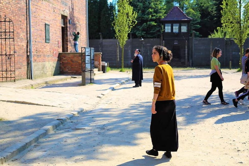 Krakow: Auschwitz-Birkenau Private Guided Tour - Final Thoughts on Value and Authenticity