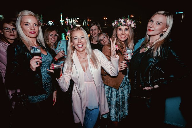 Krakow Boat Party - Meeting Point and Departure Times