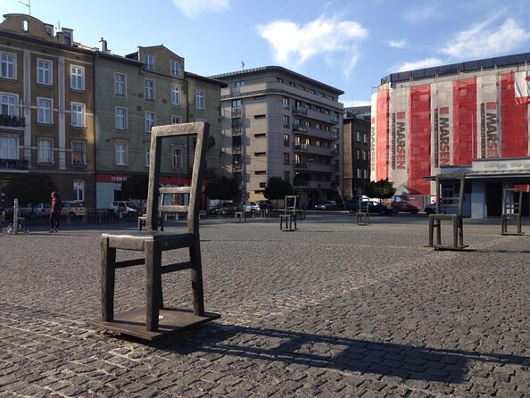 Krakow City Tour by Electric Car With Optional Old Synagogue or Town Hall Ticket - Key Points