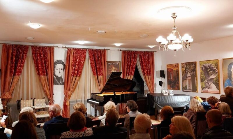 Krakow: Frédéric Chopin Classical Music Candlelight Concert - What Reviewers Say