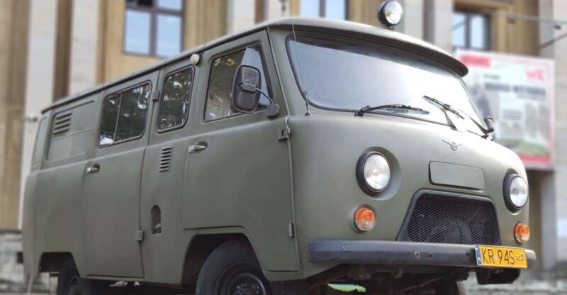 Krakow: Guided Tour to Nowa Huta on Commie Retro Van - Visiting the Cold War Secrets: Shelters and Tanks