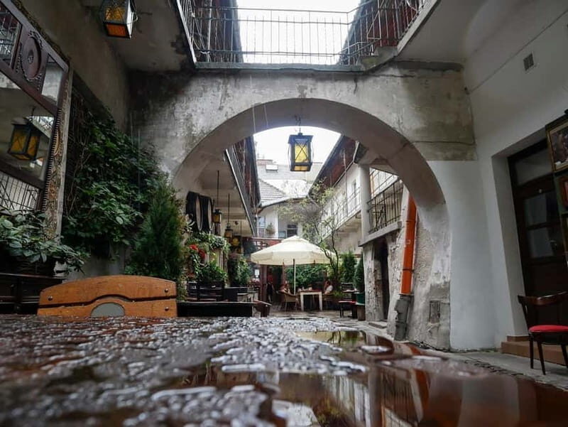 Krakow: Jewish Quarter Kazimierz Guided Walking Tour - Key Points