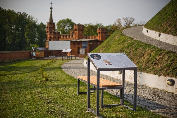 Krakow: Kociuszko Mound Entry Ticket & City Pass Options - The Pros and Cons