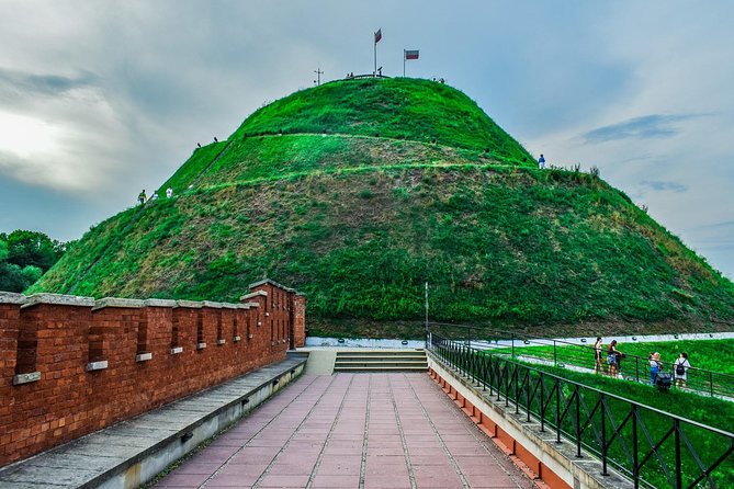 Krakow Off the Beaten Path - Private Tour - Exploring Krakows Unique Neighborhoods