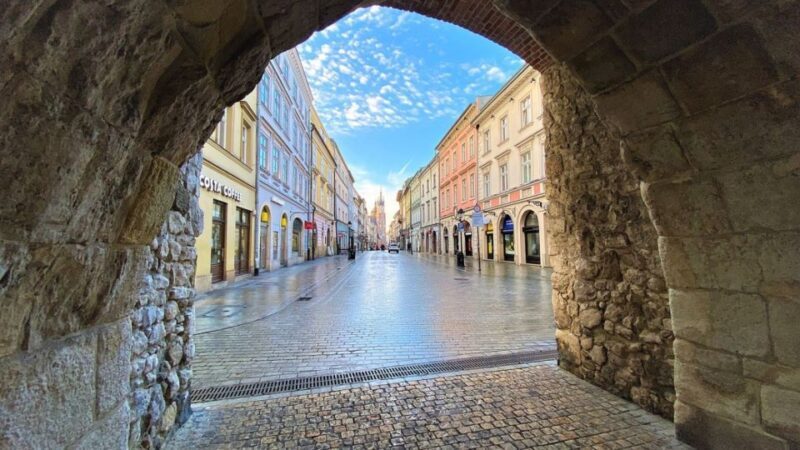 Krakow: Old Town Audioguided walking Tour - The Practicalities