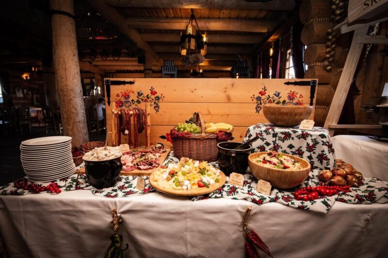 Krakow: Polish Folk Night with Dinner and Unlimited Drinks - Key Points