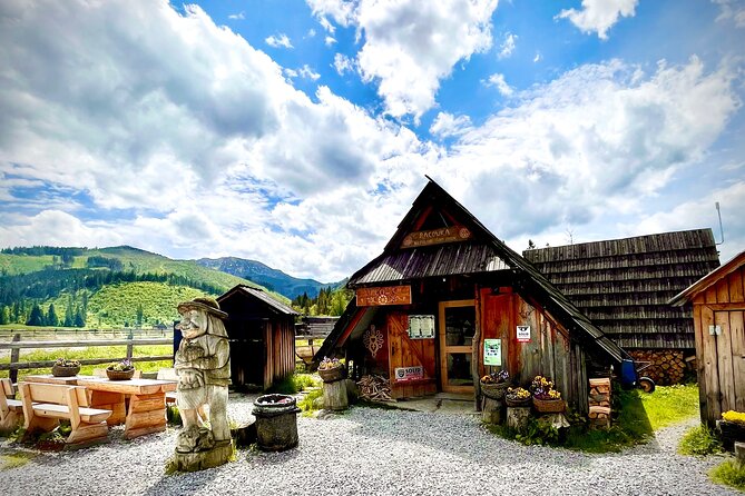 Krakow: Private Tour to Zakopane With Funicular & Cheese Tasting - Inclusions and Pricing