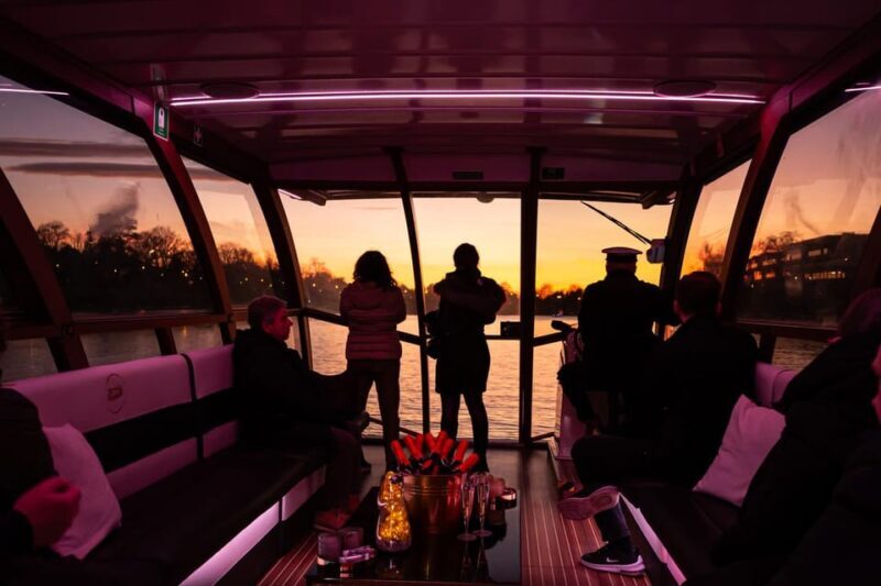 Krakow: Sightseeing Cruise on Vistula River with Audio Guide - The Experience from a Traveler’s Perspective