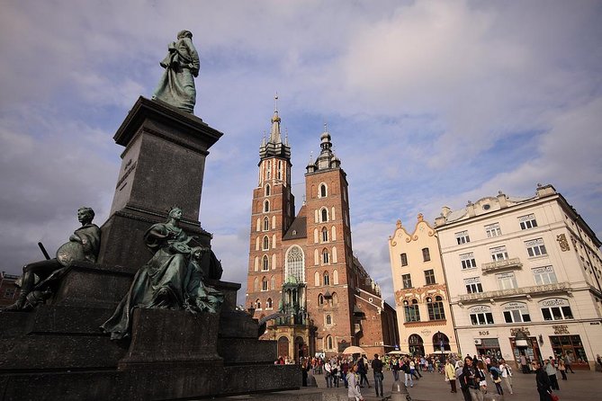 Krakow Small Group Tour From Warsaw With Lunch, Schindlers Factory Included - UNESCO World Heritage Highlights