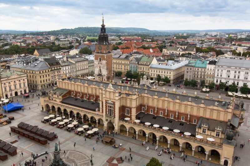 Kraków: Street Food and Historical Adventure - Key Points