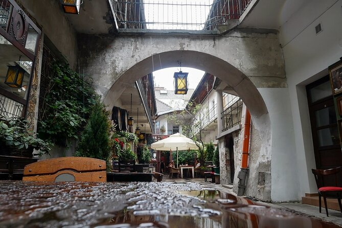 Krakow: Walk Around Kazimierz & Former Ghetto With Entrance to Schindler Factory - Key Points
