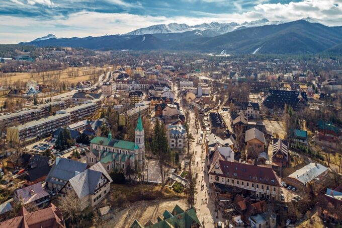 Krakow: Zakopane With Hot Springs, Cable Car & Hotel Pickup - What to Pack for the Trip