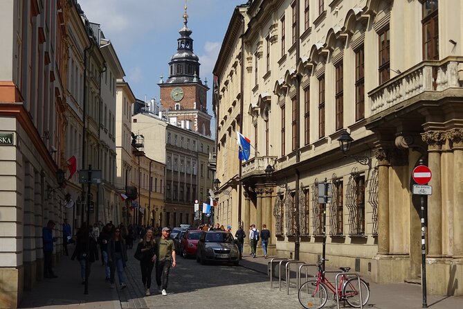 Krakows History and Legends: A Self-Guided Audio Tour - Experiencing Krakows Rich History