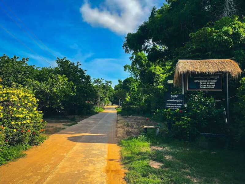Kratie: Koh Trong Island Cycle Tour With Snacks - Itinerary Breakdown