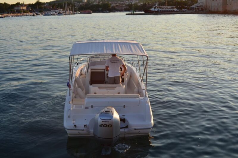 Krk: Rent a boat Atlantic 670 open 271612 KK - Key Points