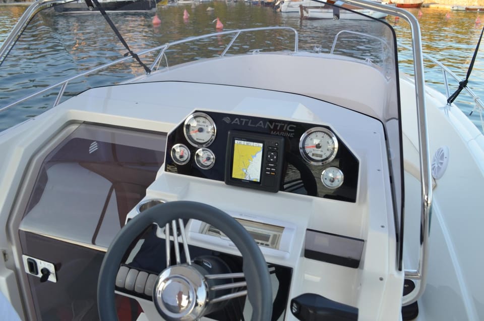 Krk: Rent a boat Atlantic 670 open 409kk - Key Points  