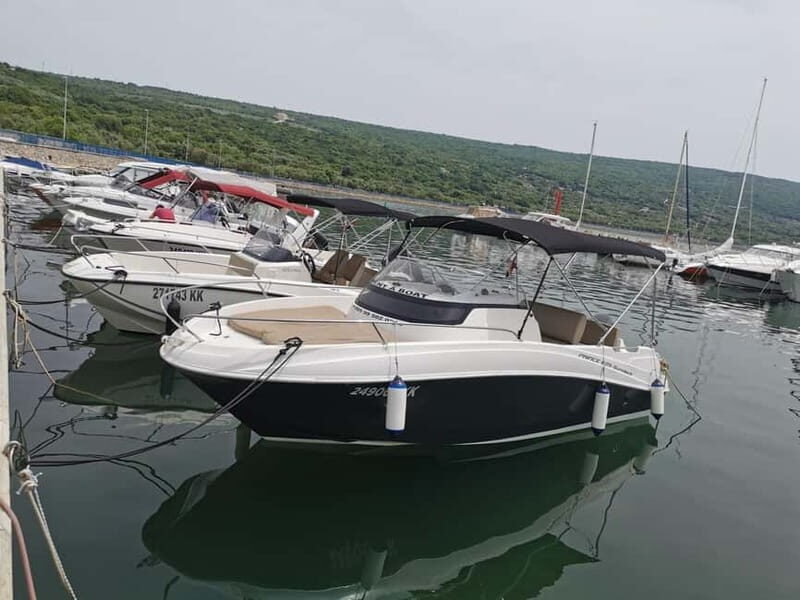 Krk: Rent a boat Prince Sundeck 625 - Key Points