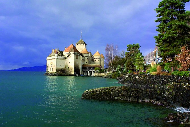(Ktl303) - Winter Tour Montreux and Chaplins World From Lausanne - Tour Highlights and Experiences