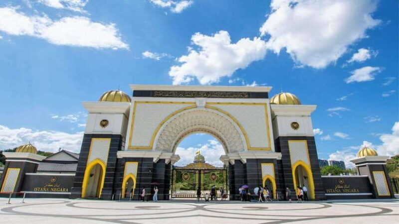 Kuala Lumpur: City Tour, KL Tower Ticket & Putrajaya w/ Boat - Key Points