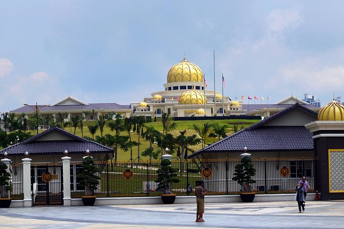 Kuala Lumpur City Tour With Petronas Twin Tower Admission Ticket - Tour Highlights