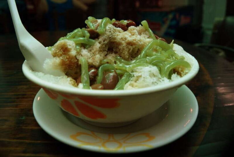 Kuala Lumpur: Evening Food Tour by Bike - Key Points