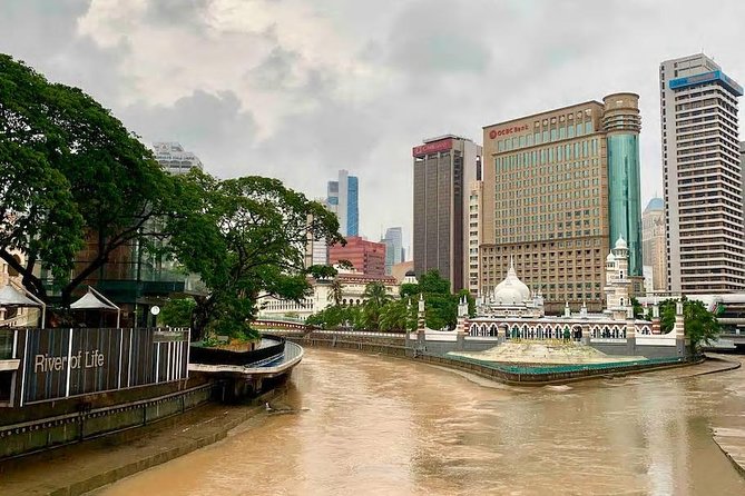 Kuala Lumpur InfoFun Walking Tour Experience - Health and Accessibility Considerations