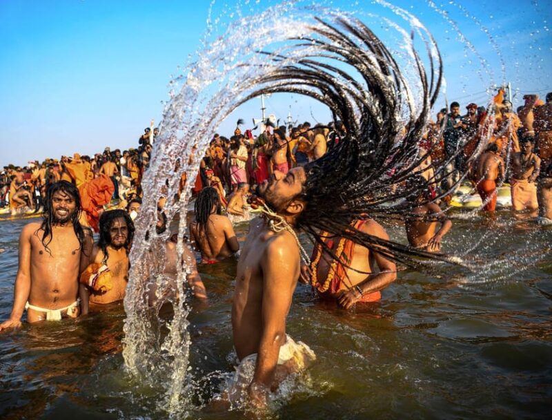 Kumbh Mela 2025 (Prayagraj) - Arrival and Exploration