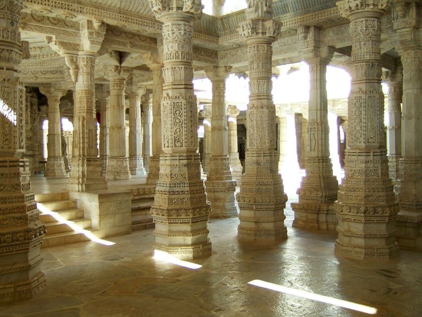 Kumbhalgarh and Ranakpur: Private Day Trip From Udaipur - Transportation and Inclusions