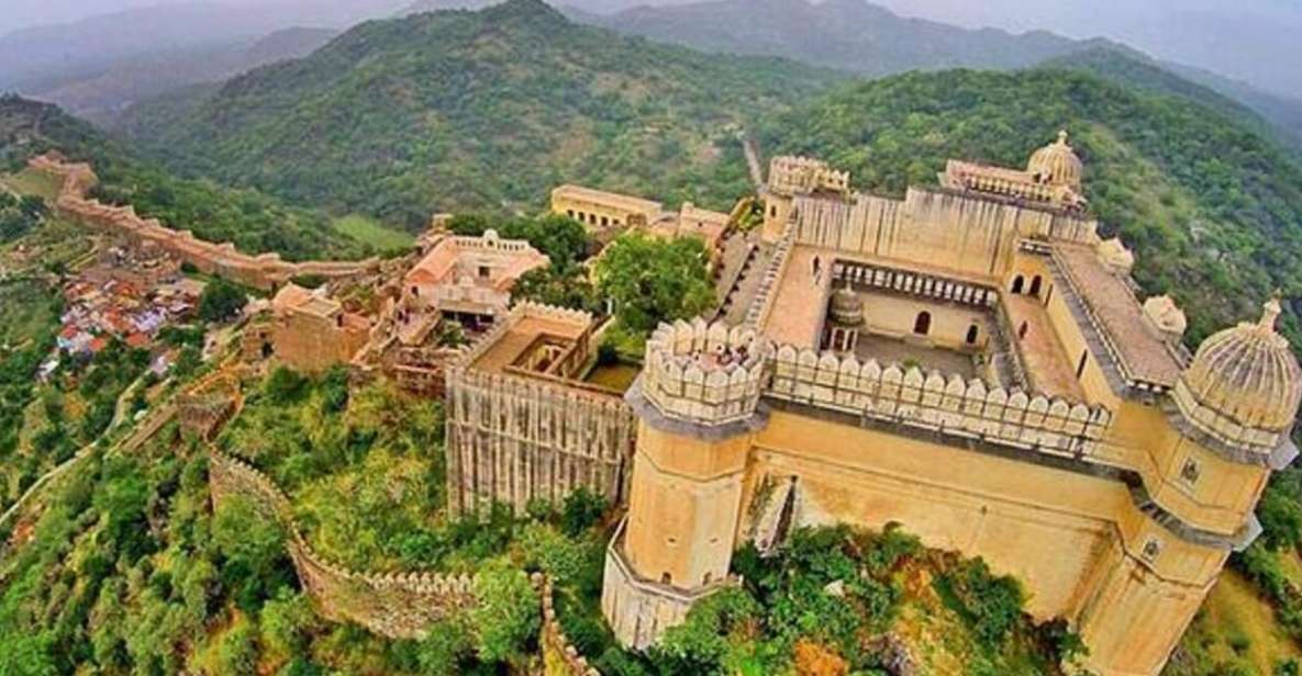 Kumbhalgarh & Ranakpur Day Tour From Udaipur - First Stop: Ranakpur