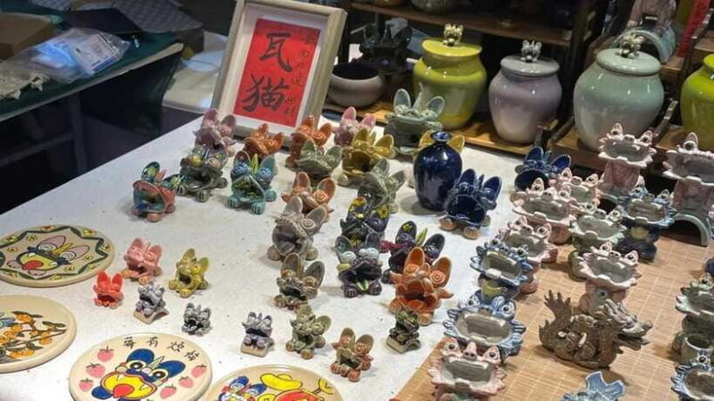 Kunming: Tile Cat Making Experience & Old Town/City Tour - Wandering the Old Street: A Cultural Tapestry