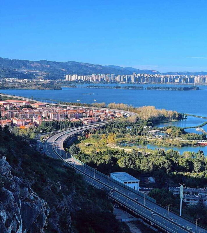 Kunming Western Hills Scenic Area Private Tour (Half Day) - The Overall Value and Who It’s Best For  