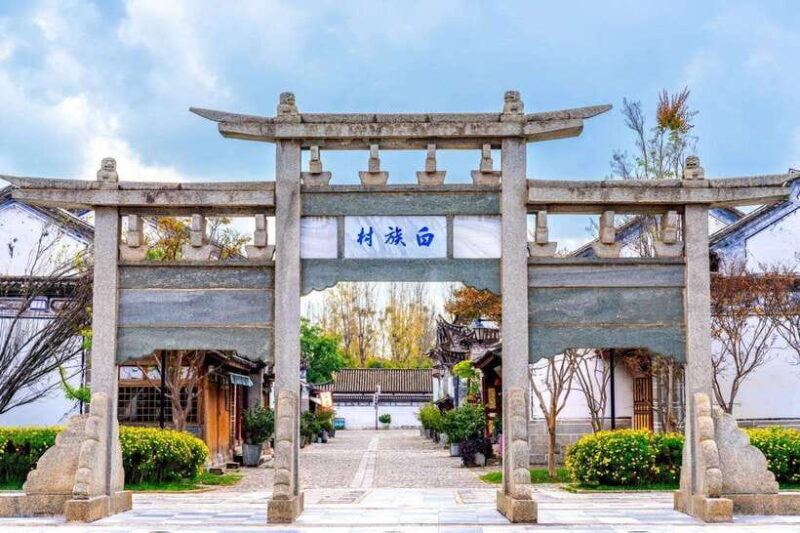 Kunming: Yunnan Ethnic Village & Western Hills Private Tour - Key Points