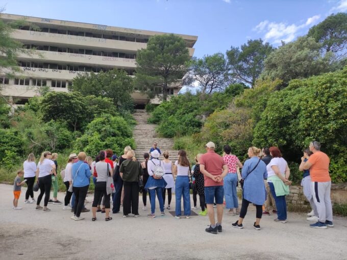 Kupari Guided Tour: From Holiday Resort to War Zone - Exploring Kuparis Haunting Past