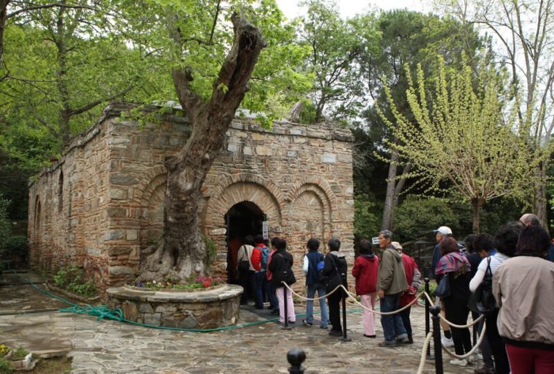 Kusadasi: Ephesus Ancient City, Ceramic Workshop & Shopping - Who Should Consider This Tour?