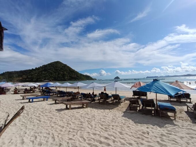 Kuta Lombok : Tandem Paragliding With Pilot & Beach Tour - What to Expect