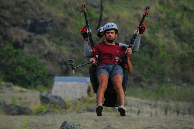 Kuta Lombok : Tandem Paragliding With Pilot & Beach Tour - Getting to Kuta Lombok