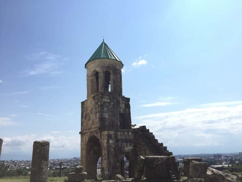 Kutaisi: Bagrati, Gelati, & Motsameta Monastery Guided Tour - Transportation & Group Size