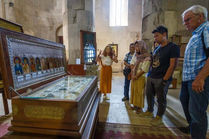 Kutaisi, Wine & Dine - group tour around the city - Discovering Kutaisi: A Genuine Georgian Experience