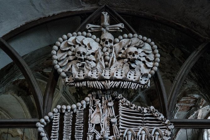 Kutna Hora Private Day Trip From Prague With Lunch, Admission and Local Treat - Why Choose This Tour