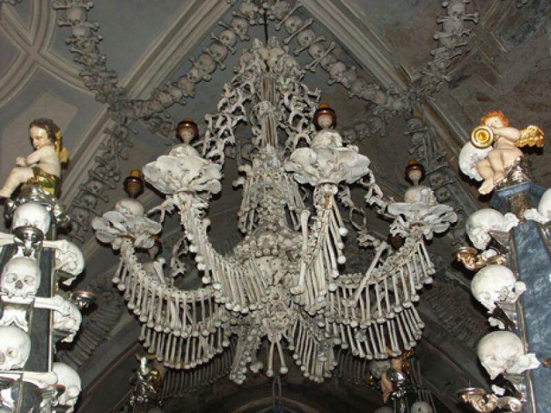 Kutná Hora Private Tour: Day Trip From Prague - Experiencing Local Culture and Shopping