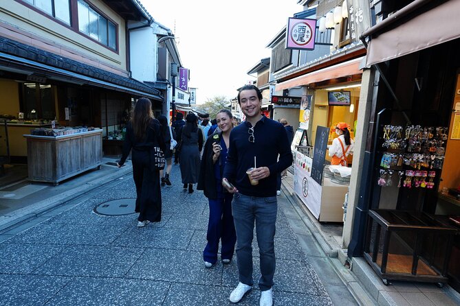 Kyoto 4 Hr Gion Private Guided Tour & Maiko or Geisha Dinner - Witnessing the Maiko or Geisha Performance