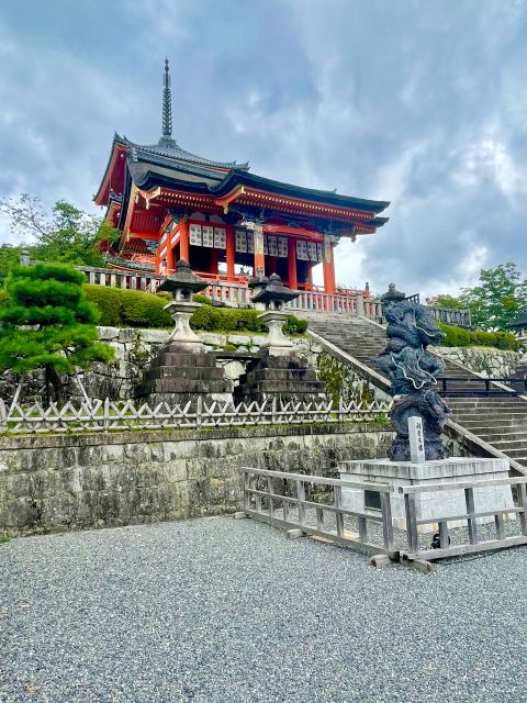 Kyoto: Fushimi Inari-taisha and Kiyomizu-dera (English Guide) - Highlights of the Tour
