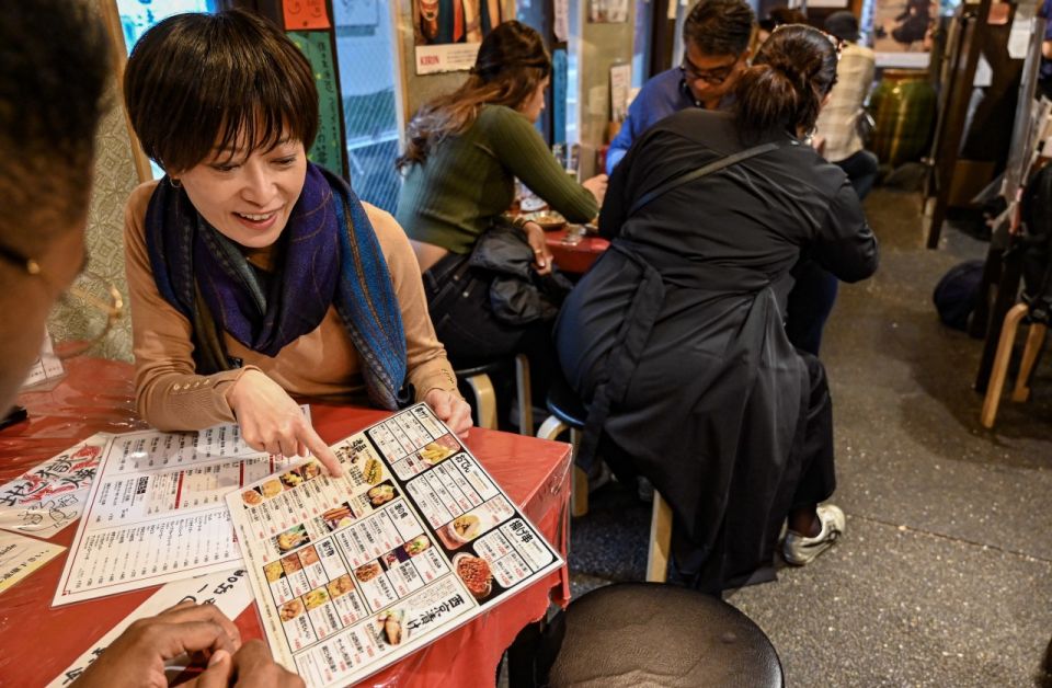 Kyoto: Izakaya Food Tour With Local Guide - Experiencing Tachinomiya (Street-Side Bars)